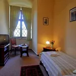Hotel Zamek Cerveny Hradek