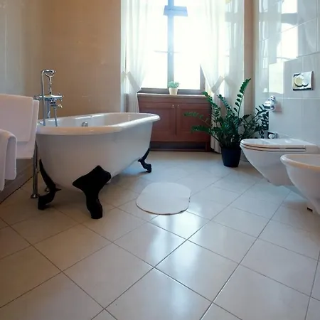 Hotel Zamek Cerveny Hradek Jirkov