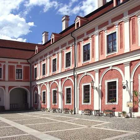Otel Zamek Cerveny Hradek 3*