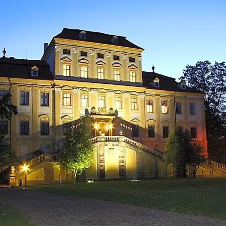 Zamek Cerveny Hradek 3*
