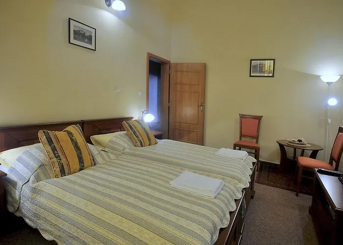 Otel Zamek Cerveny Hradek 3*